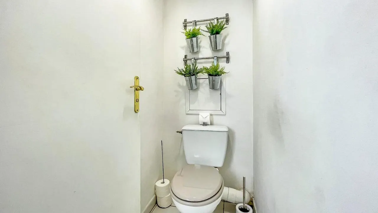 HOMEY CYCY - NEW / Free Parking / Hyper-centre / Proche Genève Annemasse Appartement